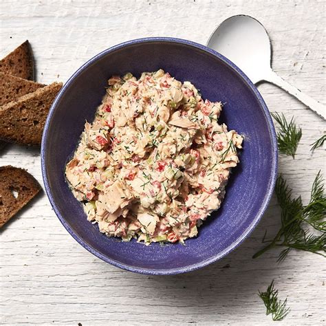 greek-tuna-salad-with-roasted-peppers-dill-recipes-ww-usa image