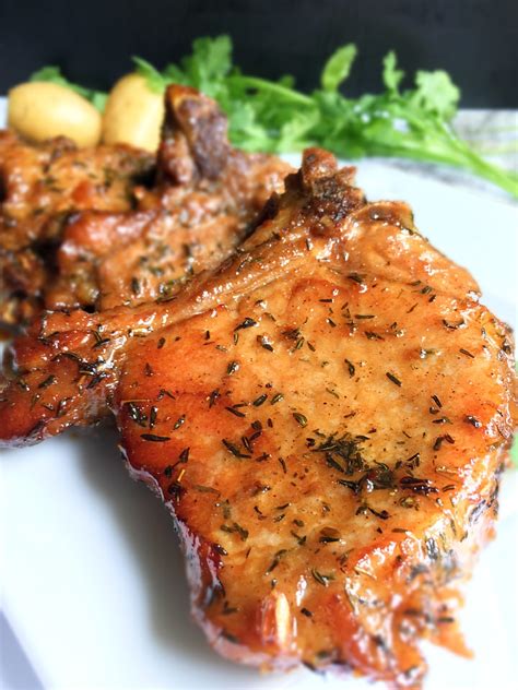 easy-honey-glazed-pork-chops-with-thyme-amiable-foods image