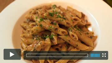 pasta-with-spicy-tomato-sauce-pasta-alla-arrabbiata image