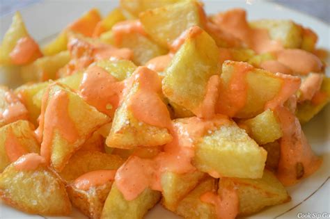 patatas-bravas-with-roasted-tomato-aioli-cook-sip-go image