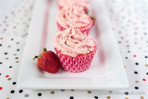 the-easiest-gluten-free-strawberry-cake-recipe-a image