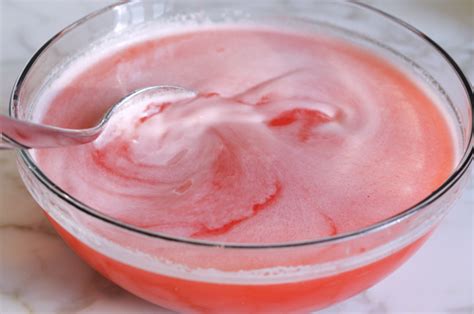 raspberry-lemonade-once-upon-a-chef image