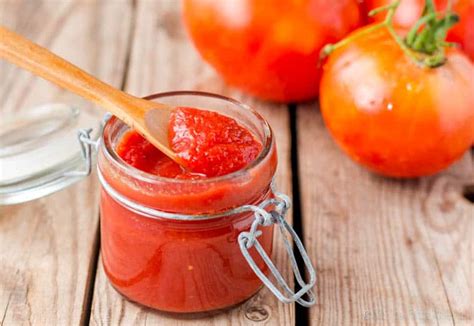easy-homemade-tomato-paste-recipe-oh-the-things image