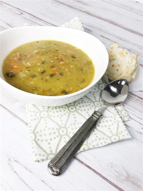 crockpot-split-pea-soup-kelly-lynns-sweets-and-treats image
