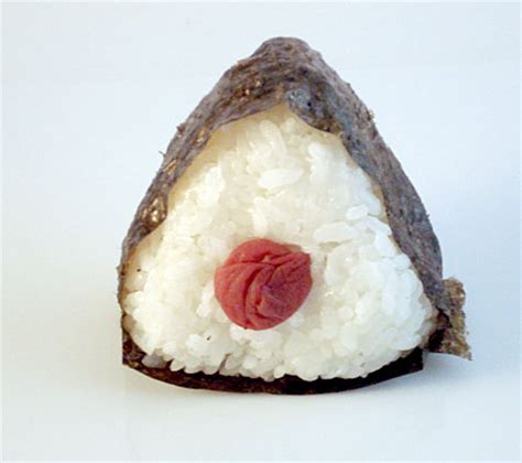 how-to-make-onigiri-japanese-rice-balls-epicurious image