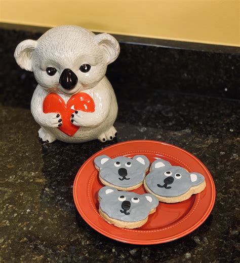 gluten-free-koala-cookies-celiac-and-the-beast image