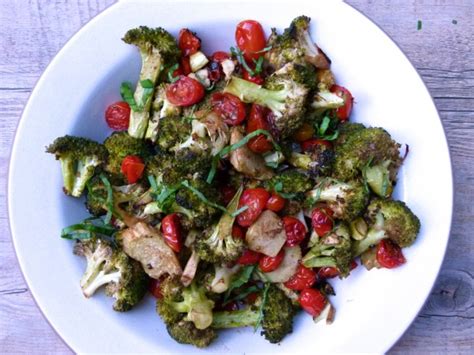 balsamic-roasted-broccoli-and-cherry-tomatoes image