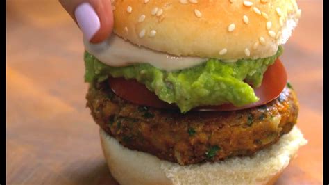 vegan-recipe-falafel-sliders-youtube image