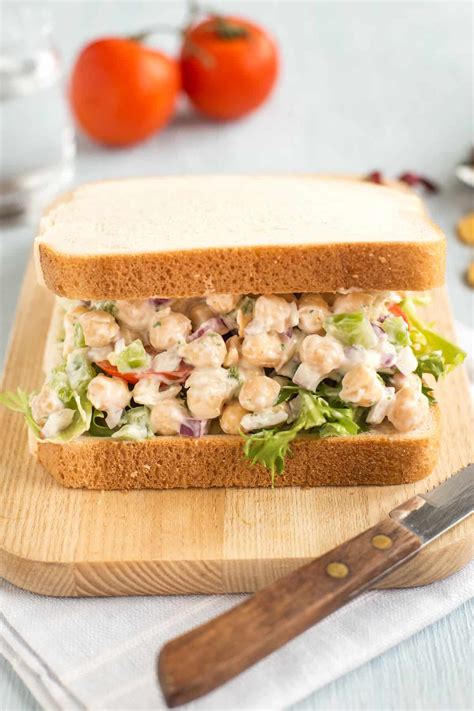 creamy-chickpea-salad-sandwiches-easy-cheesy image