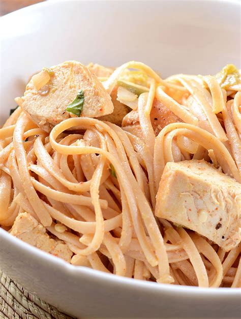 creamy-hatch-chile-and-chicken-pasta-lifes image