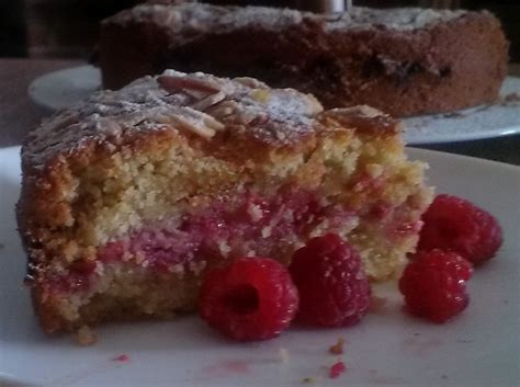 raspberry-bakewell-cake-whats-the-recipe-today image