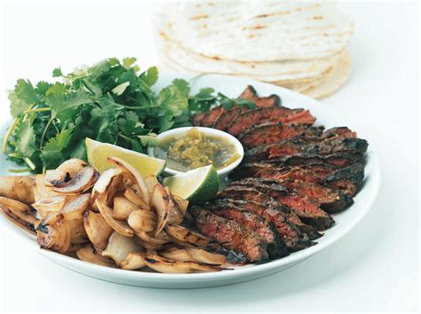 skirt-steak-fajitas-with-lime-and-black-pepper image