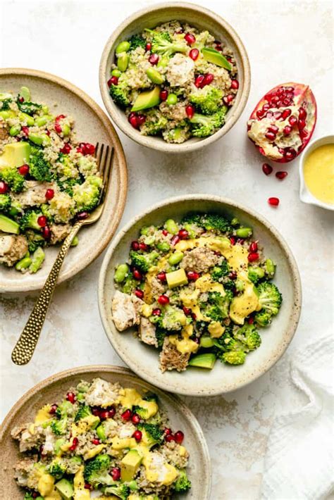 chicken-quinoa-salad-with-pomegranate-and-avocado image