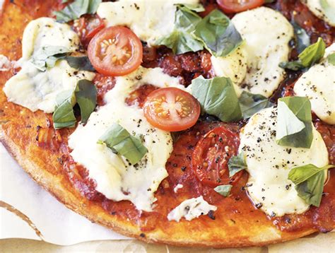15-of-the-best-vegan-pizzas-you-can-make-at-home image