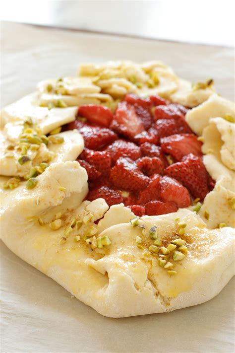 strawberry-pistachio-tart-circle-of-eaters image
