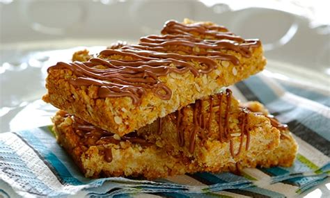 crunchies-recipe-bake-with-stork image
