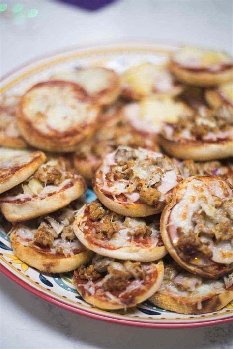 the-best-english-muffin-pizza-recipe-under-20-minutes image