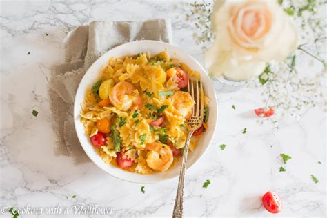 creamy-shrimp-pumpkin-sage-pasta-cooking-with-a image
