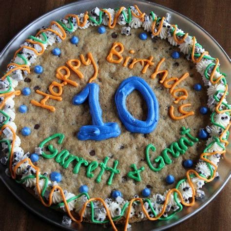 giant-cookie-recipe-chocolate-chip-cookie-pizza image