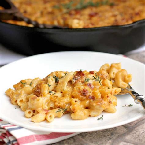garlic-bacon-and-beer-macaroni-and-cheese-ericas image