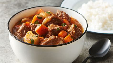 puerto-rican-beef-stew-recipe-tablespooncom image