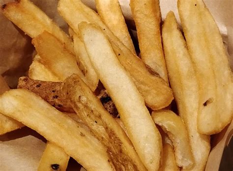 we-tried-chain-restaurants-fries-these-are-the-best image