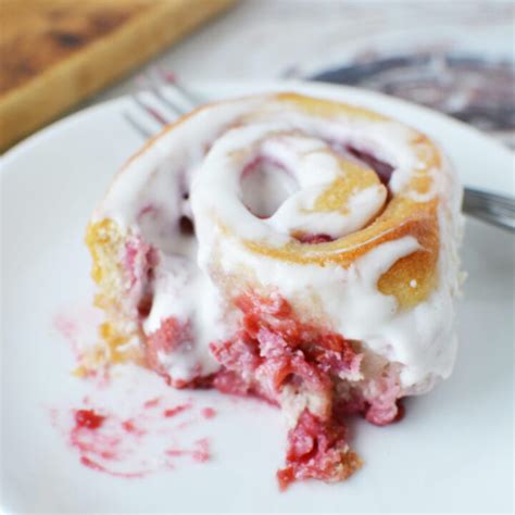 raspberry-swirl-rolls-recipe-a-favorite-breakfast-treat image
