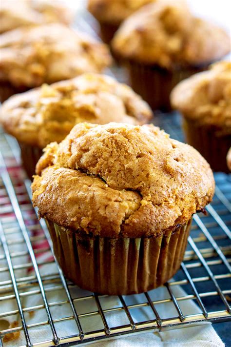 apple-muffins-with-crunchy-brown-sugar-topping-food image