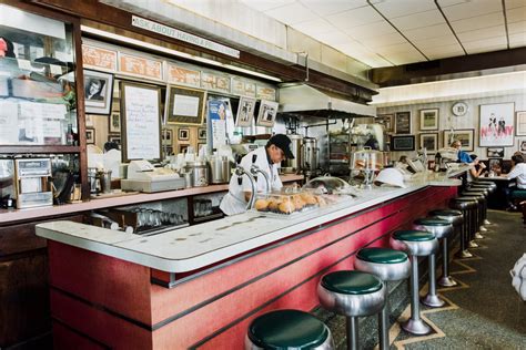 10-best-classic-diners-in-manhattan-new-york-city image
