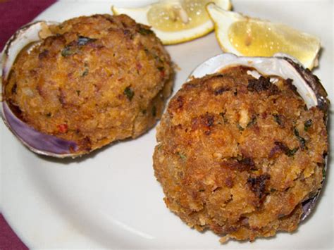 stuffies-or-stuffed-quahogs-in-rhode-island-eat-your image
