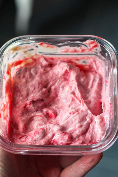 cranberry-mayonnaise-jen-around-the-world image