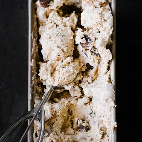 no-churn-peanut-butter-ice-cream-recipe-handle-the image