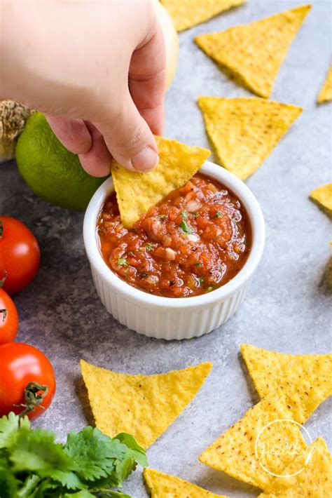 easy-homemade-salsa-7-ingredients-5-minutes-a image