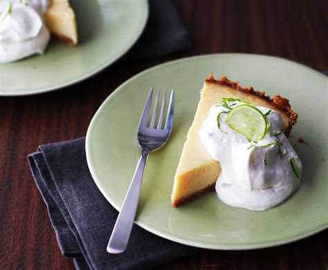 andrew-zimmern-cooks-worlds-best-key-lime-pie image