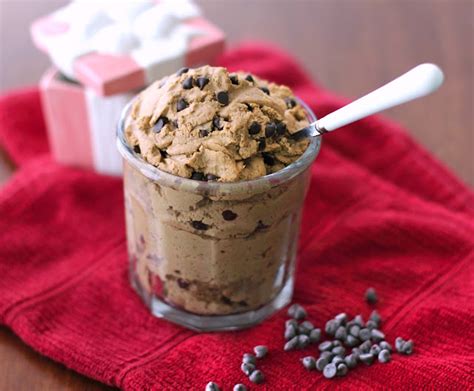 healthy-chocolate-chip-cookie-dough-desserts-with image