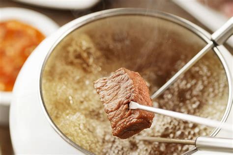 german-meat-fondue-with-broth-fleischfondue-the image