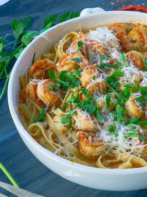 roasted-red-pepper-pasta-with-cajun-shrimp image