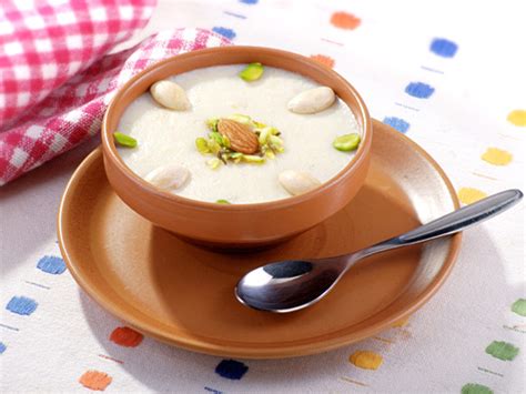 milk-pudding-recipe-rich-and-creamy-vanilla image