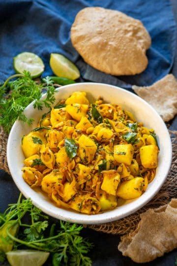 maharashtrian-potato-bhaji-recipe-batata-bhaji-video image