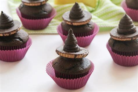 witch-hat-cupcakes-recipe-food-fanatic image