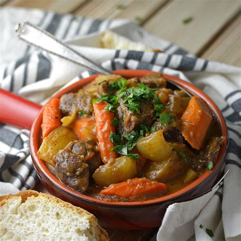 slow-cooker-beef-and-vegetable-stew-simple-seasonal image