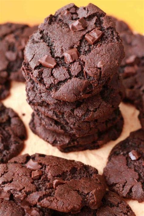 vegan-chocolate-cookies-loving-it-vegan image