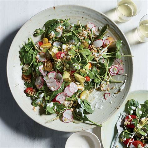 spinach-sprout-salad-with-coconut-ranch image