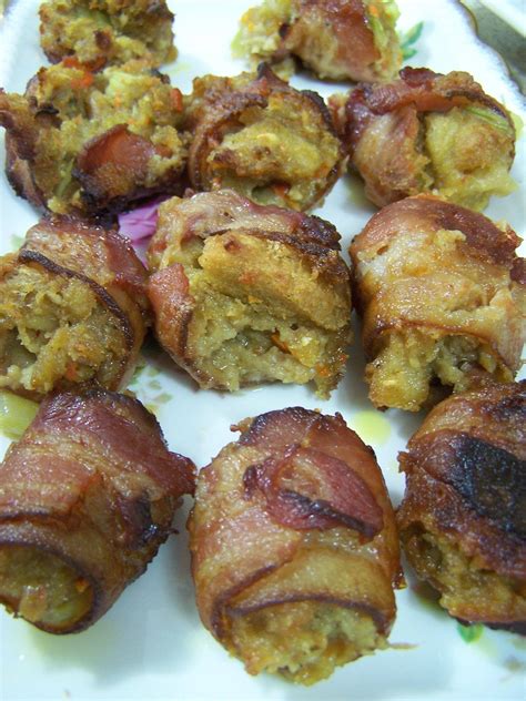 bacon-wrapped-stuffing-balls-food-reddit image