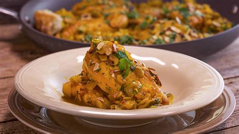 andalusian-style-chicken-with-saffron-and-green-olives image