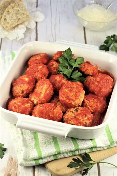 italian-meatless-meatballs-polpette-di image