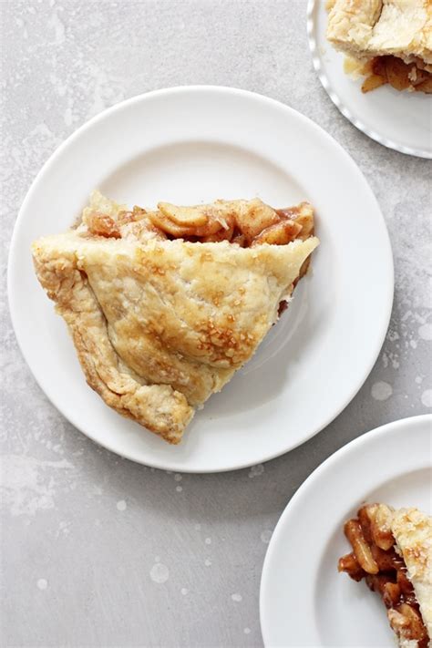 dairy-free-apple-pie-cook-nourish-bliss image