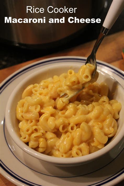 rice-cooker-macaroni-and-cheese-lynns-kitchen image