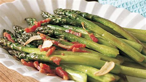 slow-sauted-asparagus-with-pancetta image