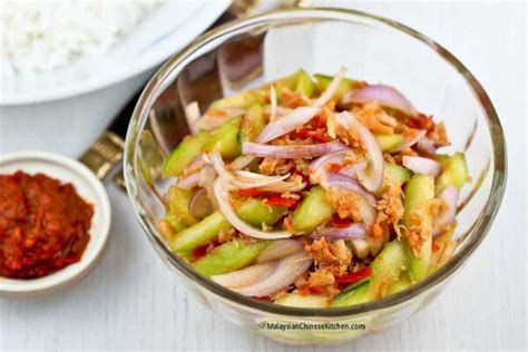 kerabu-timun-spicy-cucumber-salad-malaysian image